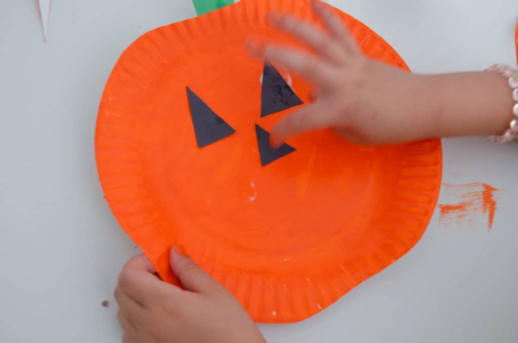 halloween craft for toddlers