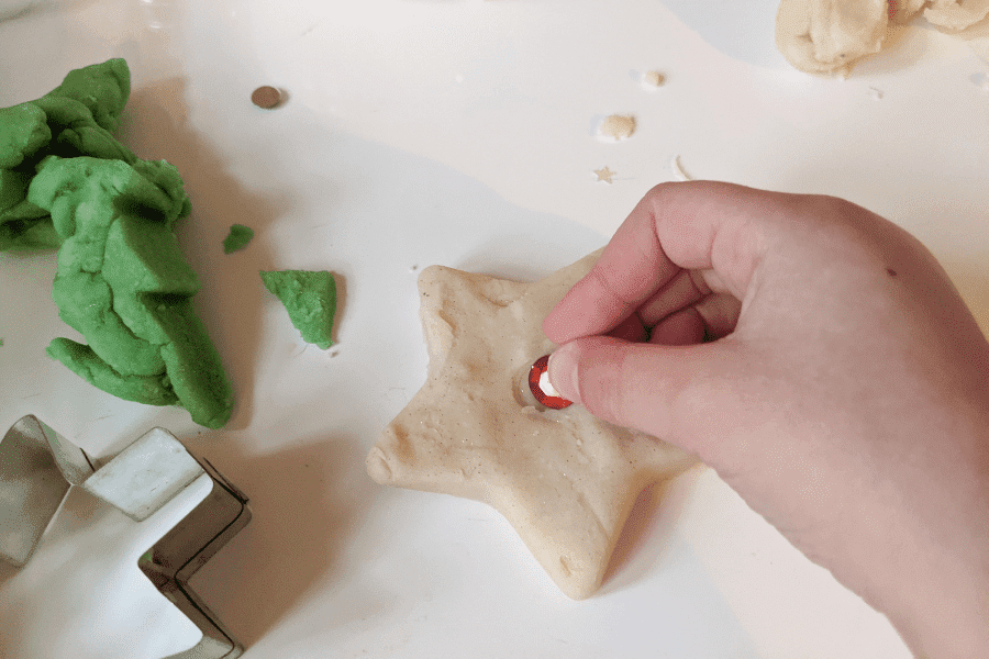 Christmas playdough activities